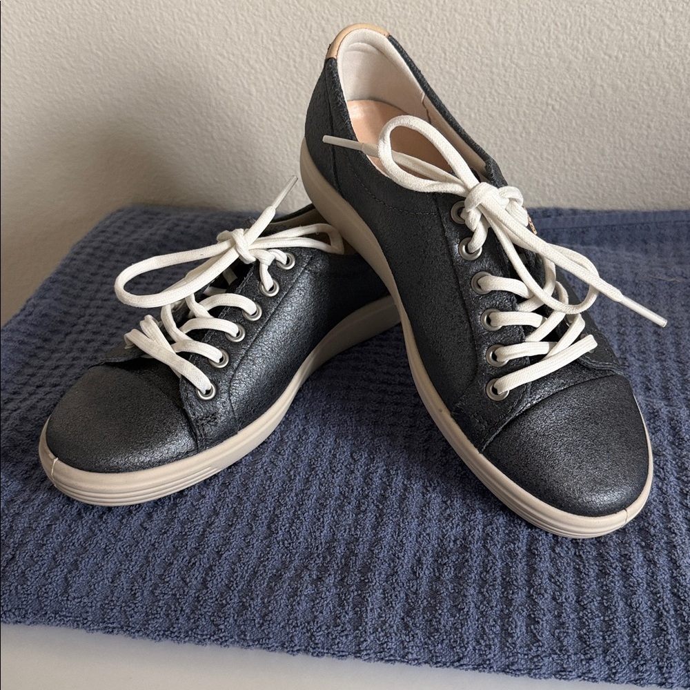 Ecco Black Sneakers with White Laces